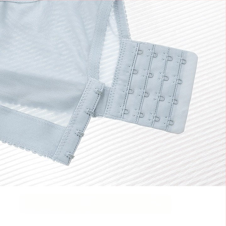 Σουτιέν δαντέλας, παραδοσιακό στυλ, νάιλον υλικό, ultra‑λεπτό καλούπι, πλήρες cup, σταθερές διπλές τιράντες, πίσω κλείσιμο τεσσάρων σειρών