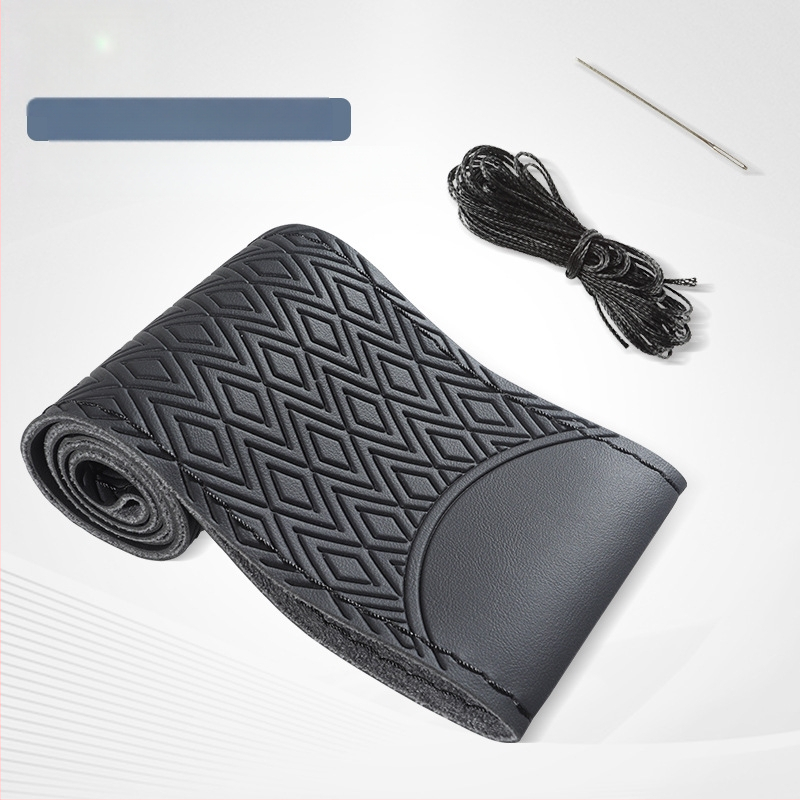 Stūres dangtis: 3D diamantinio rašto oda, rankomis siūtas, universali tinkama, Marthapi paviršius