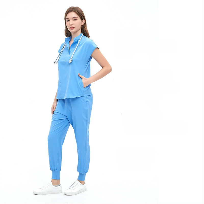 Paiero unisex medicininė uniforma komplektas, trumpomis rankovėmis viršūnė su V formos kaklu ir kelnės, drėgmei atspari ir greitai džiūstanti medžiaga (poliesterio ir spandekso mišinys)