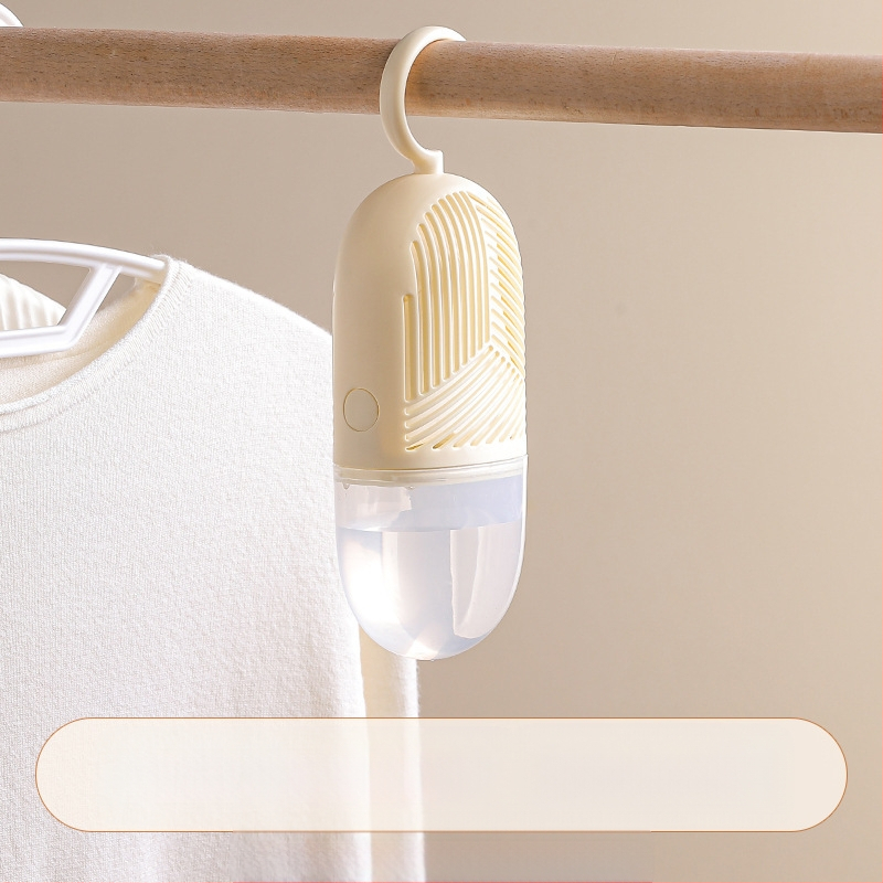 Vješivi desikant za garderobu s kalcijevim kloridom — apsorber vlage za spavaće sobe i garderobu, u kutiji 100 kom., 209 g po komadu