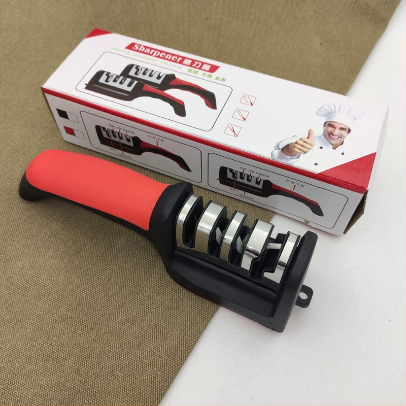 Tryjų pakopų rankinis peilių šlifuoklis su kilpele, neslystančia baze, skirtas virtuvės peiliams ir žirklėms, iš aukšto anglies plieno