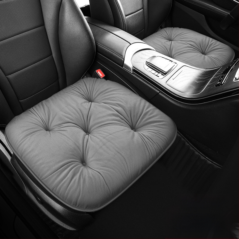 Žieminė automobilių sėdynės pagalvėlė, pūkus pliušas, tvirtesnis nugaros atlošas, universalus penkioms sėdimoms vietoms (Medžiaga: Pliušas; Kilmė: Rooftop; Pritaikymas: Taip; Logotipas: Ne; Prekė: Kita)