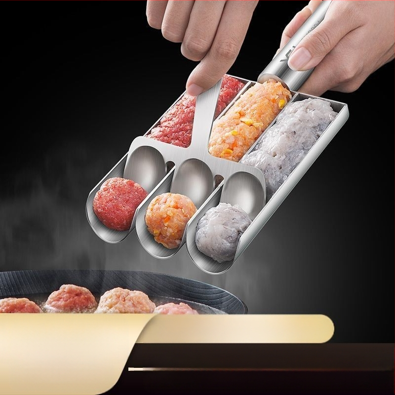 Metalo forma mėsos kukuliukams ir žuvies kukuliukams, neįprastos formos, šiuolaikiško minimalistinio stiliaus