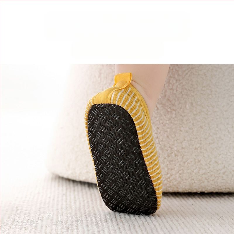 Bērnu zeķes, džakarda adījums, 70% poliesters, elpojošas, īss caurules, svītru raksts, zīdaiņi 0–12 mēneši