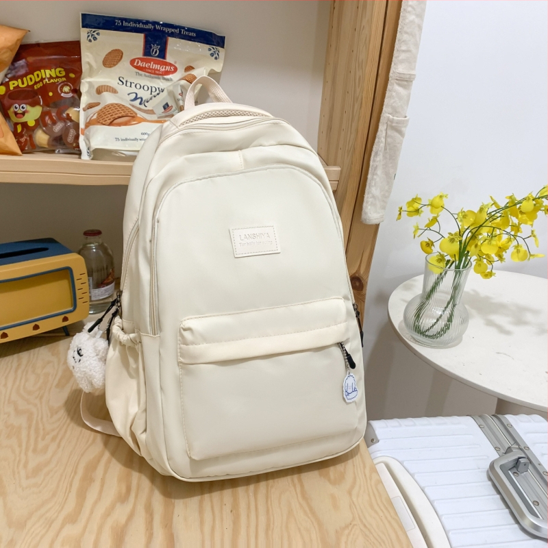 Νάιλον σχολική τσάντα με διαπνοή, αδιάβροχη, ελαφριά κατασκευή, καμπύλους ιμάντες ώμου και προστασία της σπονδυλικής στήλης