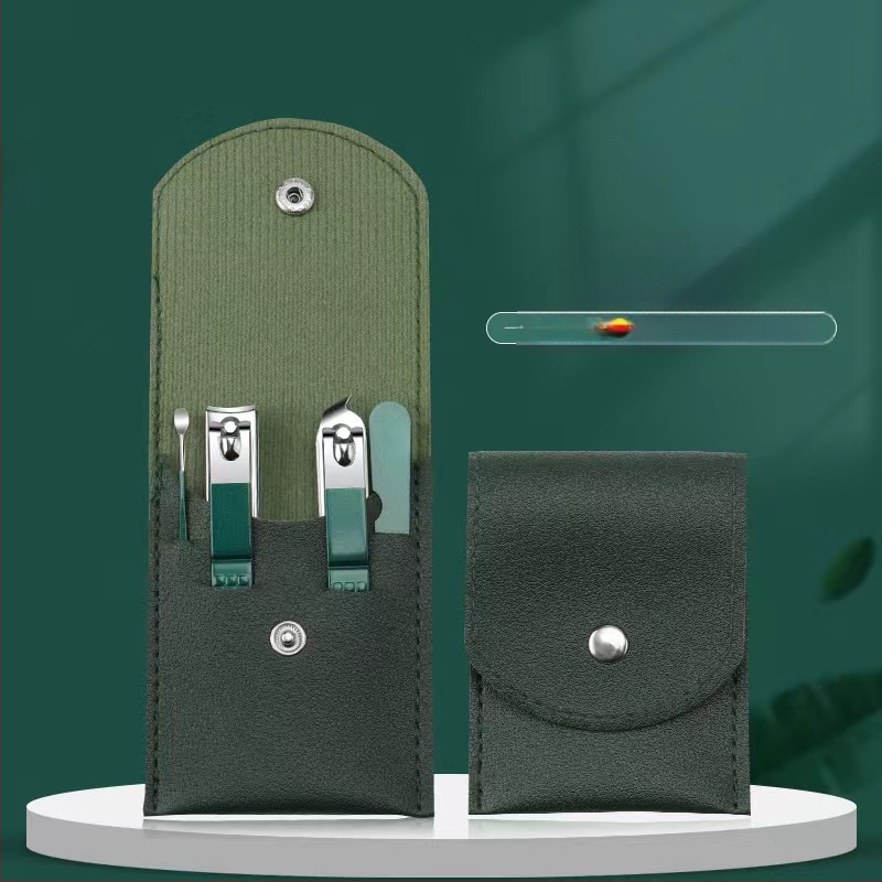 18-частов преносим комплект за маникюр – ножици за нокти и инструменти; материали: неръждаема стомана с електроплатина и въглеродна стомана; дизайн: преносим, плоска уста, наклонен дизайн; мултифункционални пинсети