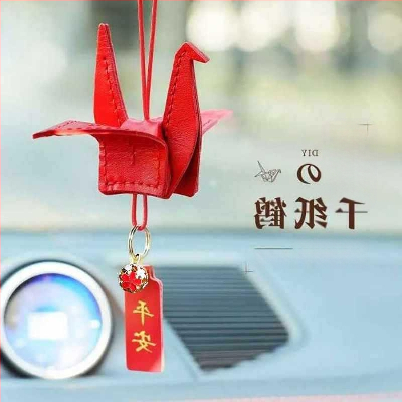 DIY set kožne viseće dekoracije za auto – crtani stil, aroma, unutarnja dekoracija