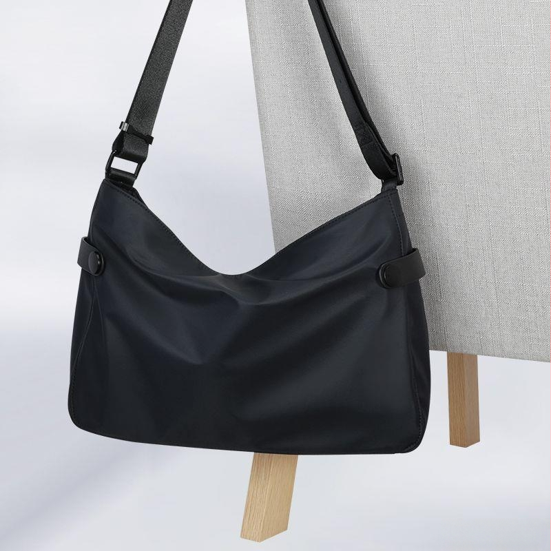 Vīriešu plecu soma ar crossbody stilu – korejiešu stilā, liela ietilpība, neilona oderējums, vienkrāsaina, brīvdienu ceļojumiem