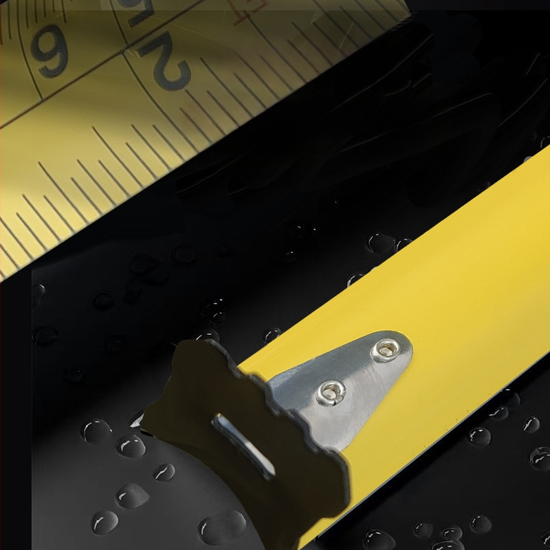 Matavimo juosta su plienine lente, išsitraukiama, gumine danga, aukšta tikslumas, atspari kritimui ir dėvėjimuisi