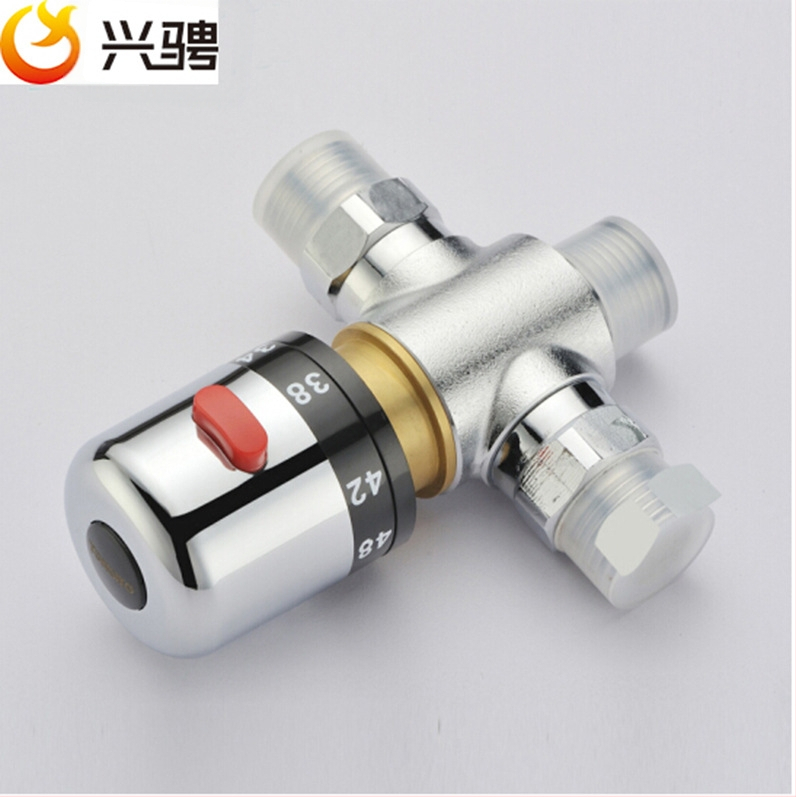 XC-02 термостатичен смесителен клапан с меден корпус, SMA паметна сплав, DN15, 0.03–1 MPa, подходящ за слънчеви, електрически и газови бойлери.