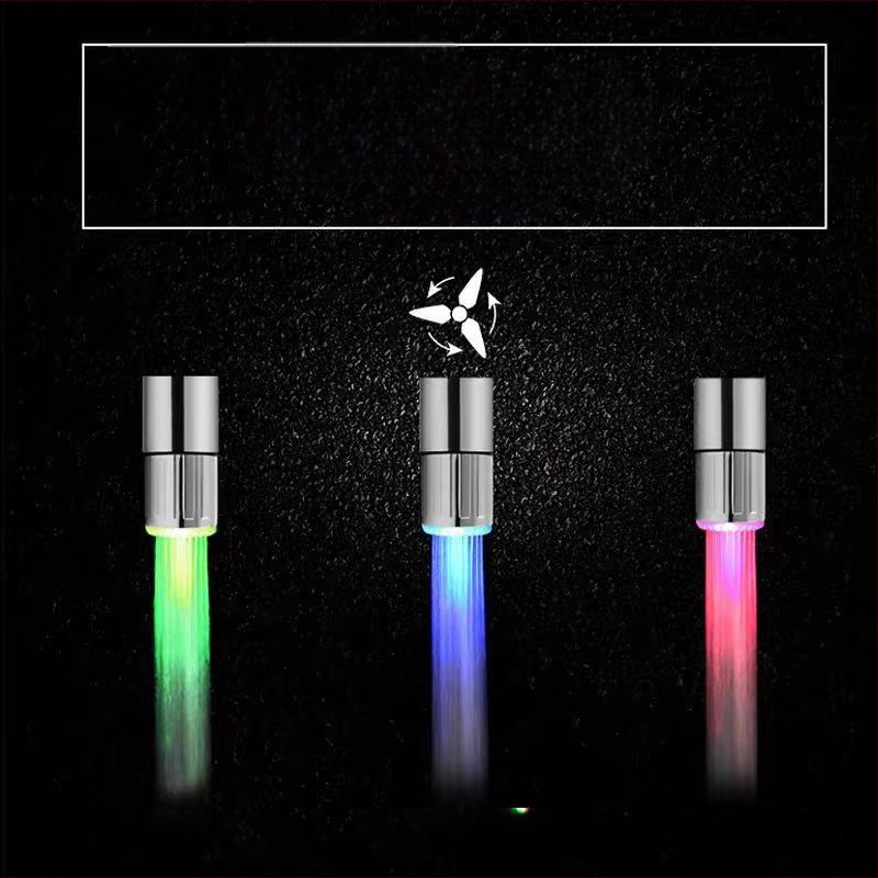 Kuhinjski kohout s produženjem protiv prskanja, LED senzor temperature mlaznice, filter za pranje povrća i tuš, model 017, ABS materijal, ručna montaža, površinska obrada injekcijskim oblikovanjem, moderni minimalistički stil