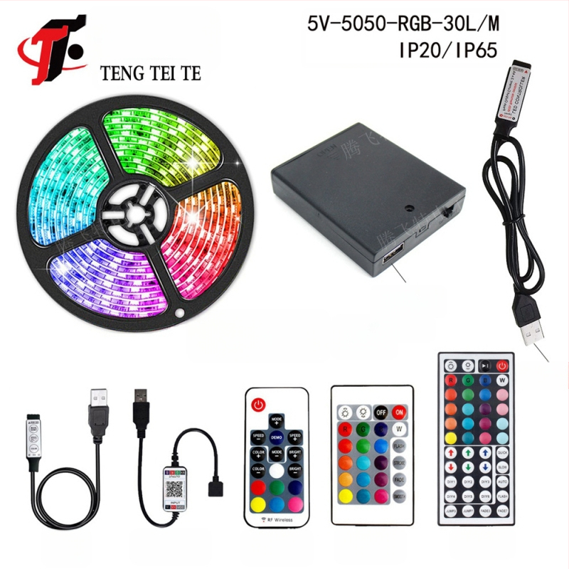 RGB LED juostelė su 30 LED 5050, įėjimo įtampa 5V, 24 mygtukų nuotolinio valdymo pultas ir Bluetooth programos valdymas, 120° spindulys