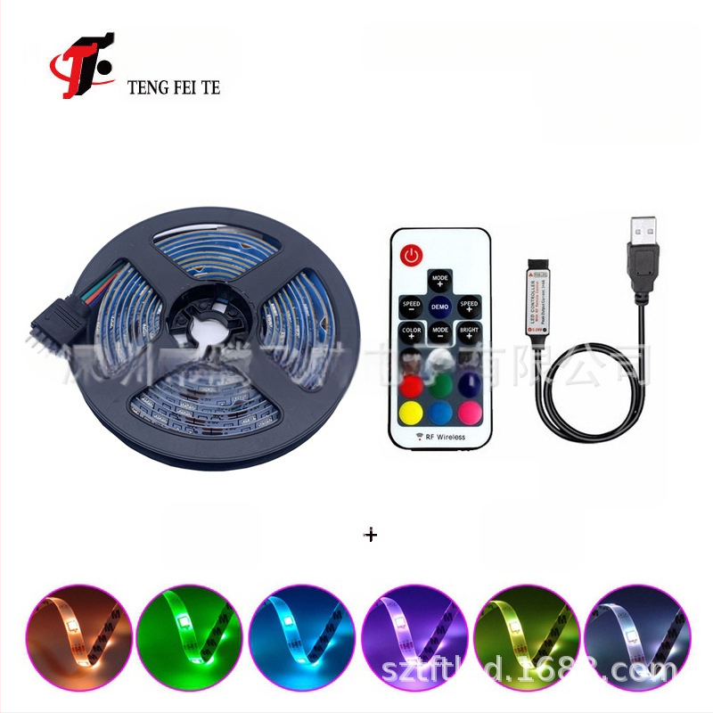 RGB LED juostelė su 30 LED 5050, įėjimo įtampa 5V, 24 mygtukų nuotolinio valdymo pultas ir Bluetooth programos valdymas, 120° spindulys