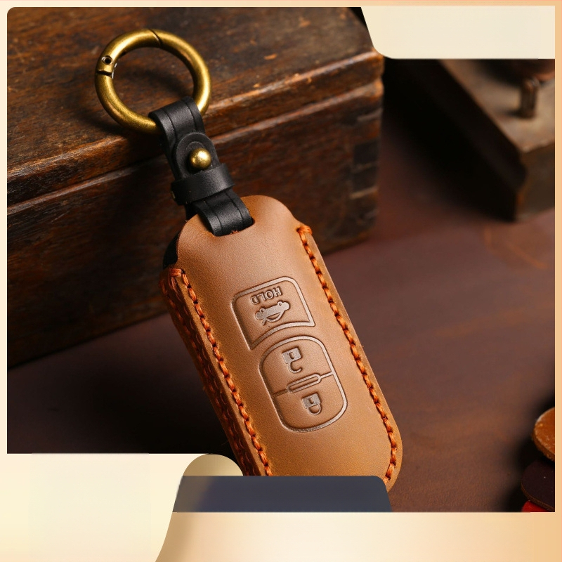 Torbica za ključ automobila Hallmo od kože goveda, moderan stil, prilagodljiva