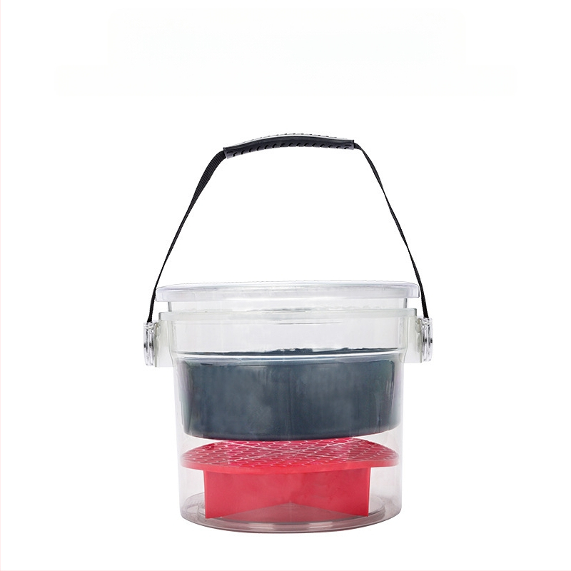 Automobiļu mazgāšanas spainis ar divām kannām, plastmasas, caurspīdīgs ūdens tvertnes un pamatne ar trosi karšanai; pārnēsājams ārējai lietošanai