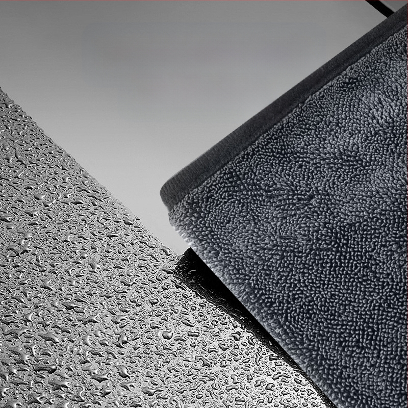 Automazgāšanas dvielis, mikrošķiedra, dubultā puses vīta audums ar Korejas pinuma dizainu; zīmols Hundred Trees; licencēts privātais zīmols; pielāgota apstrāde