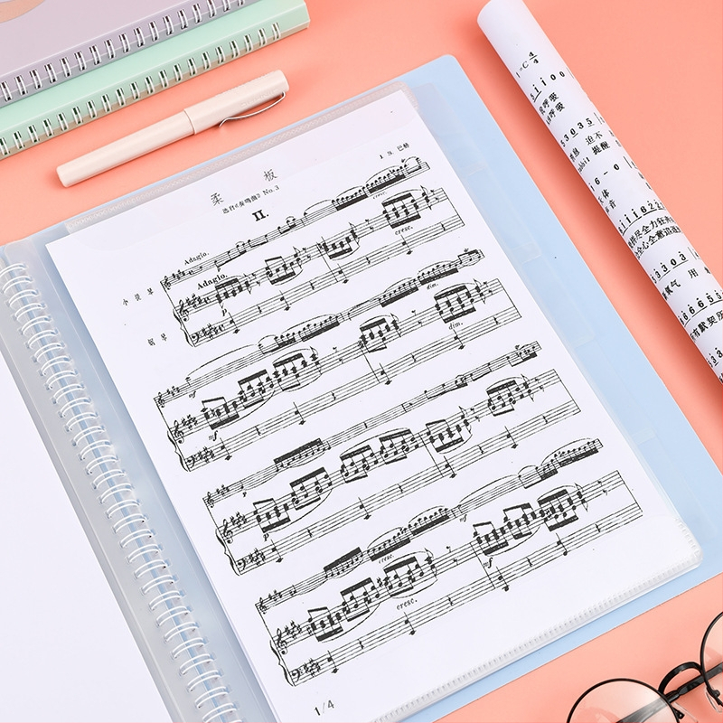 Мултистраничен клип за нотни листове A4 – PP материал, неотразителен, захват 26 мм, дебелина на плочата 0,12 мм, подходящ за хартия A4