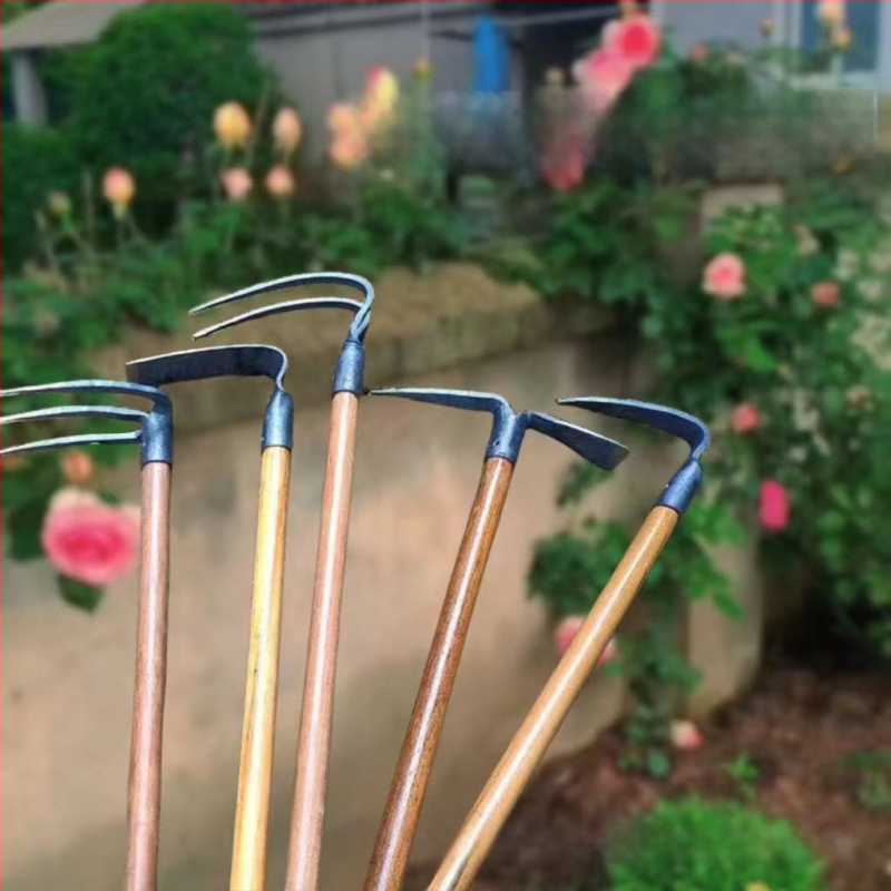 Φτυάρι κήπου με ξύλινη λαβή και κεφαλή από χυτό σίδηρο, Μοντέλο 773.2, για διαμόρφωση κήπων και φύτευση λαχανικών