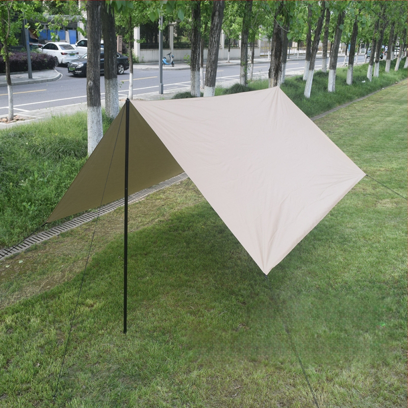 Полиестерна земна подложка за къмпинг – сребърно покритие, водоустойчива с индекс 1500+, лека, тегло 300–850 g, подходяща за пикник