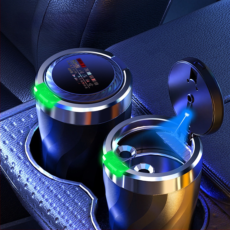 Automobiļa pelnu trauks ar vienas pogas atvērumu un gaismu, universālais modelis, izgatavots no plastmasas