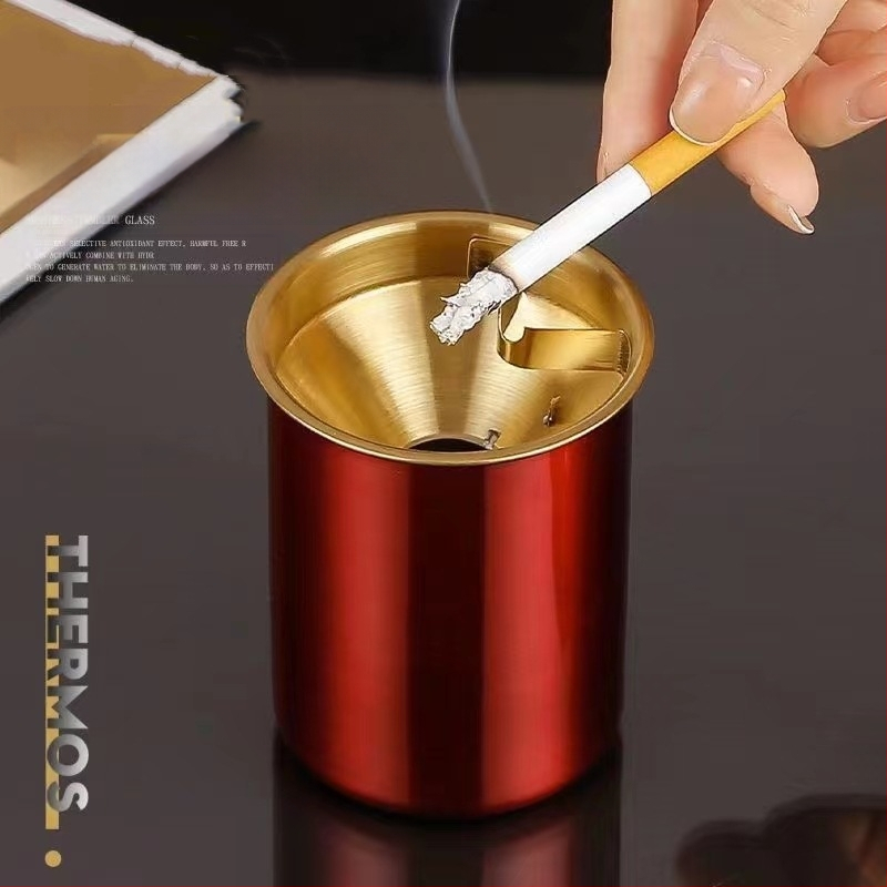 Nerūsējošā tērauda pepeljārs ar vāciņu – mājām un birojam, novērš pelnu izkliedi