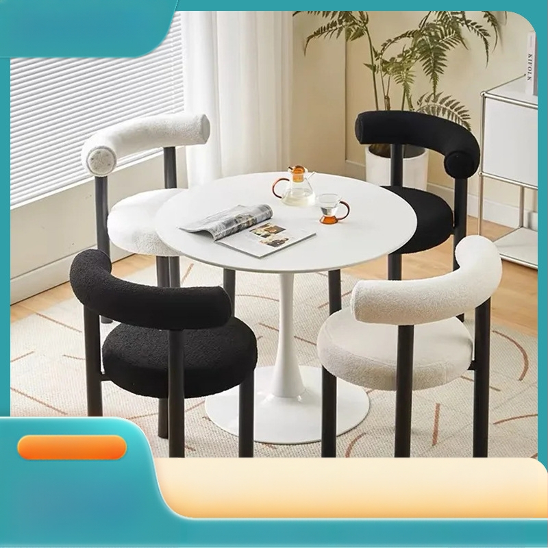 Стол за грим с метална основа, тапициран с агнешка вълна, модерен минималистичен стил, подходящ за спалня