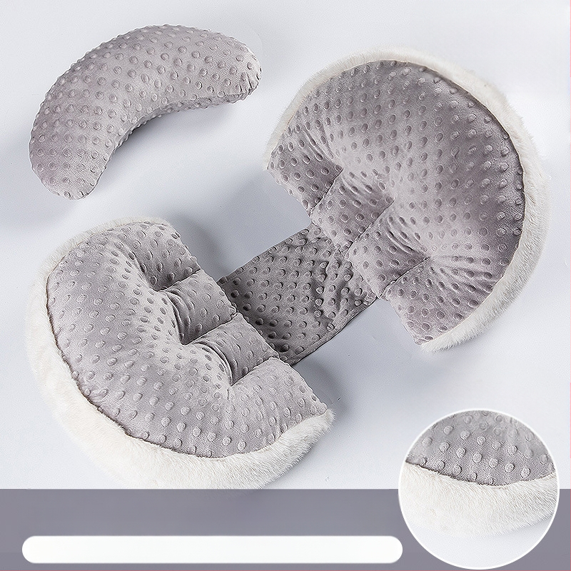 U-veida grūtnieču spilvens – atbalsts viduklim un vēderam, pildījums no poliestera šķiedras, vāciņš no ķīmiskām šķiedrām, pielāgojams