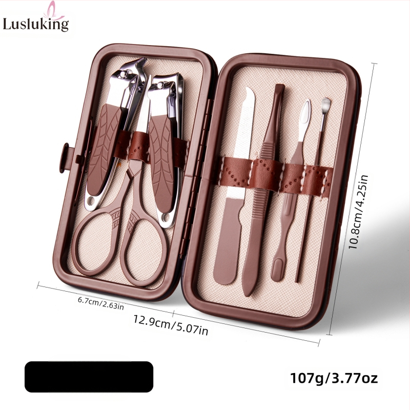 Nagakääride komplekt – roostevabast terasest ja süsinikterasest; surnud naha eemaldamise fail; küünte pinna lihvimisinstrument; küünte lõikusseadmete komplekt; Lusluking