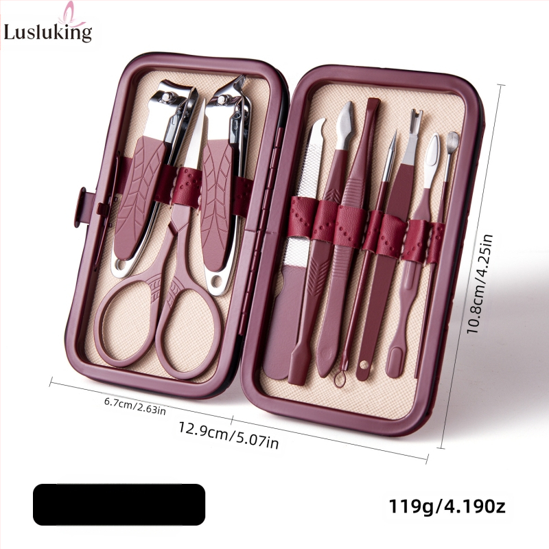 Nagakääride komplekt – roostevabast terasest ja süsinikterasest; surnud naha eemaldamise fail; küünte pinna lihvimisinstrument; küünte lõikusseadmete komplekt; Lusluking