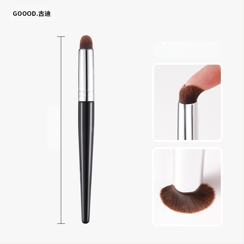 Βούρτσα κονσίλερ με στρογγυλή κεφαλή για την περιοχή γύρω από τα μάτια — επαγγελματική ακρίβεια, συνθετικές τρίχες, ξύλινη λαβή