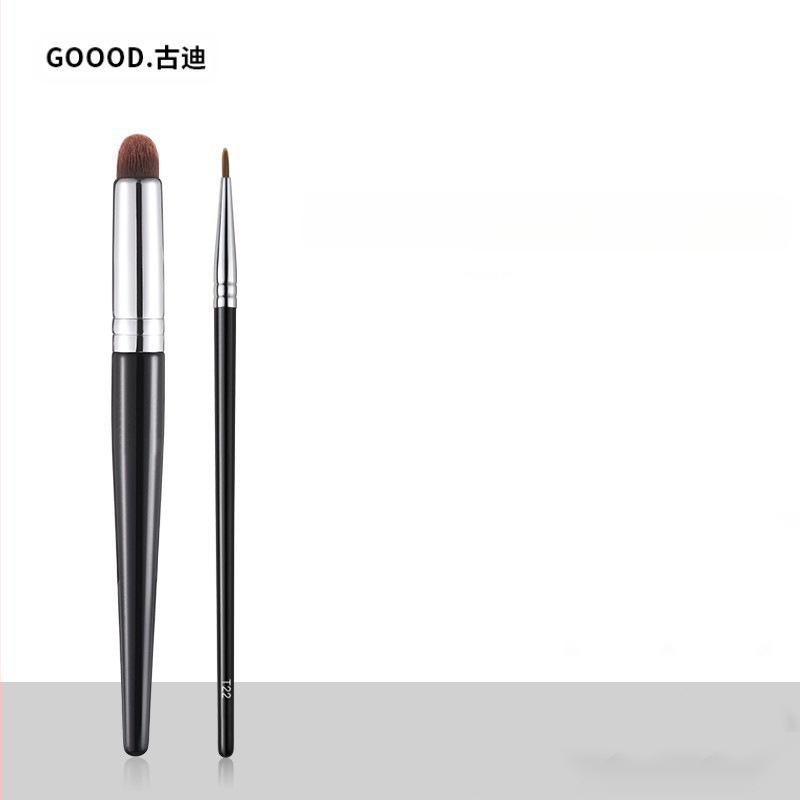 Βούρτσα κονσίλερ με στρογγυλή κεφαλή για την περιοχή γύρω από τα μάτια — επαγγελματική ακρίβεια, συνθετικές τρίχες, ξύλινη λαβή