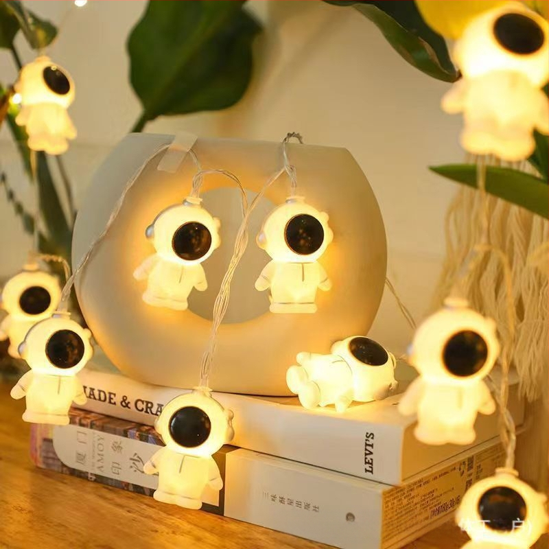 Външна къмпинг LED атмосфера светлина с облаци, дъга и звезди, батерийно захранване, IP43, 10–20 LED, 1000 лм, живот 3000 ч