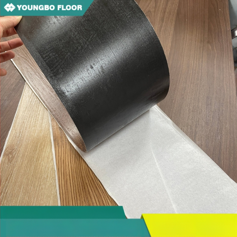 Αυτοκόλλητο PVC δάπεδο (LVT) με μοτίβο ξύλου, απομίμηση ξύλου, πάχος 1,5 mm, ενισχυμένη ανθεκτικότητα στη φθορά, μοντέρνο μινιμαλιστικό στυλ