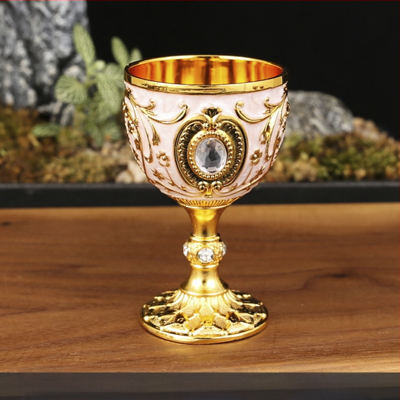 Europos stiliaus metalinis spiritų stiklas, lydinys, šiaurinis gėlių dizainas, Manny prekės ženklas, svoris 60 g