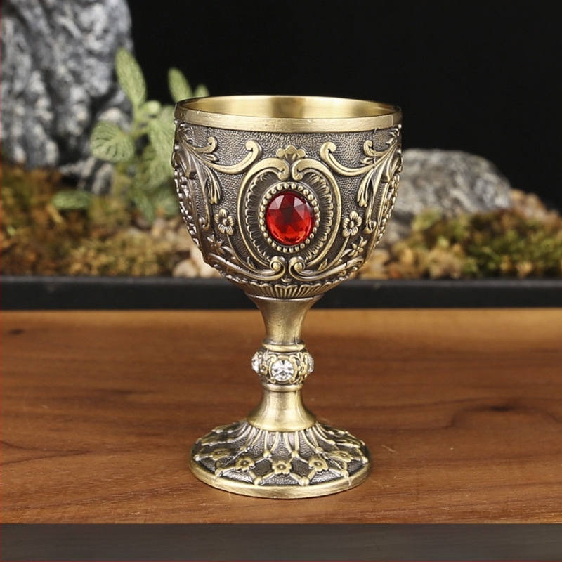 Europos stiliaus metalinis spiritų stiklas, lydinys, šiaurinis gėlių dizainas, Manny prekės ženklas, svoris 60 g