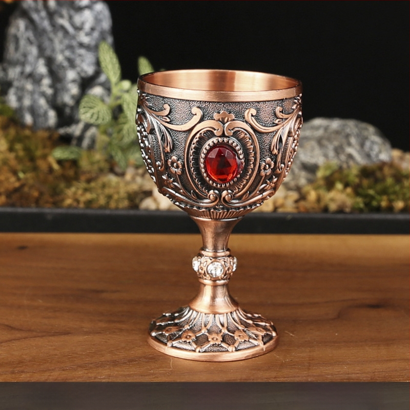 Europos stiliaus metalinis spiritų stiklas, lydinys, šiaurinis gėlių dizainas, Manny prekės ženklas, svoris 60 g