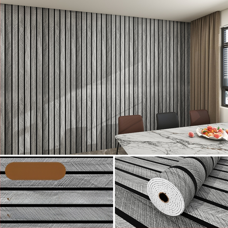 Savarankiškai klijuojama PVC sienų danga su medžio faktūra ir grotelės raštu, atspari vandeniui ir drėgmei, skirtas svetainės televizoriaus fono sienai