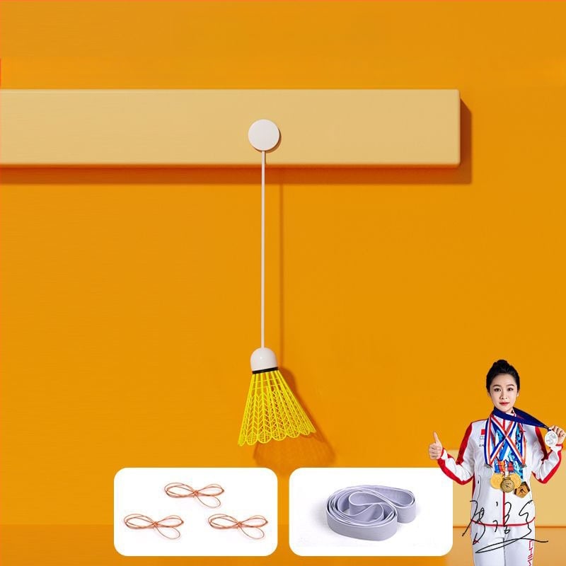 Badminton treniruoklis, plieno lydinio rėmas, svoris 95–100 g, rankenos storis G2, tiesus smūgis