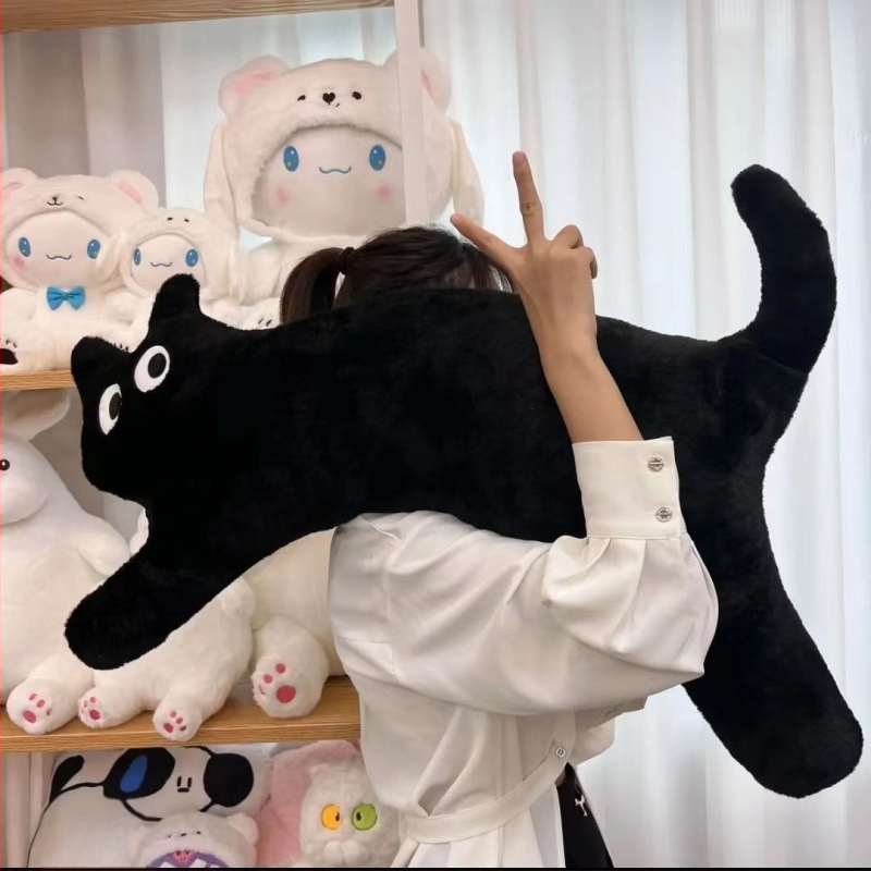 Pliušinis pagalvėlis su kačiuko ir meškiuko motyvu, animacinis siuvinėjimas, mielas stilius, PP medvilnės užpildas