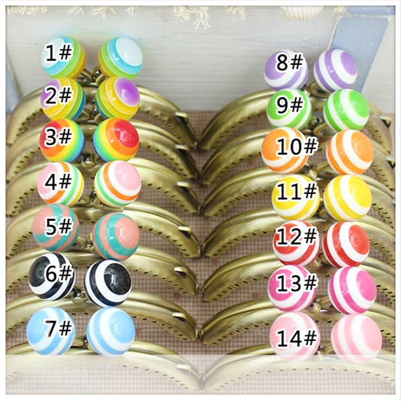 Guofa 0168-YS metalinė bagažo įranga su pusmėnulio reljefu dizainu — Guofa serija, modelis 0168-YS; Medžiaga: Geležis; Dizainas: Metalas; Prekės ženklas: Guofa; Prekės kategorija: Bagažo aksesuarai