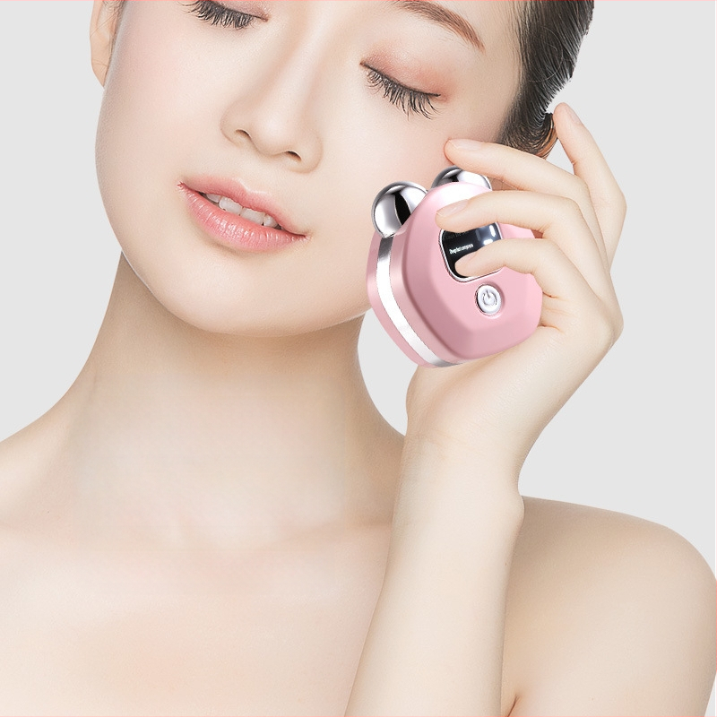 Масажор за цялото тяло с EMS микро ток и двойна ролка, топлинен компрес, USB зареждане, ABS корпус, тегло 50 g