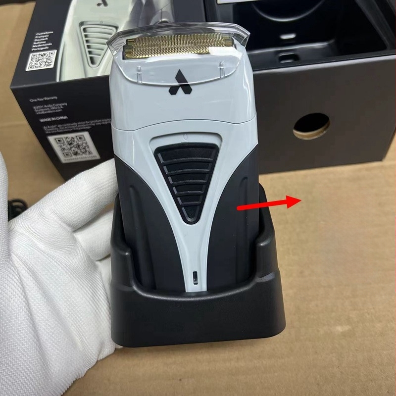 Elektriskais skuveklis ar divdaļīgu recirpējošu galvu, bezkartāvais motors, iekšējā akumulatora jauda 500–800 mAh, trokšņa līmenis 36–45 dB, darbība virs 60 min