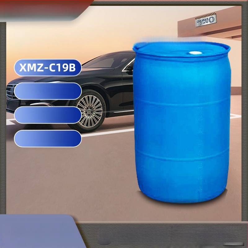 Dzinēja nodalījuma ārējā tīrīšanas šķīdums, sārmaina putu degreizers; noņem smagus eļas traipus; derīguma termiņš 3 gadi.