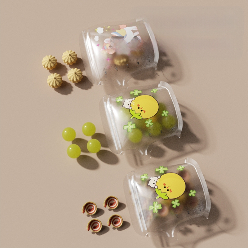 Torba za čuvanje majčinog mlijeka, tip izlaznog otvora (spout-type), prijenosna i jednokratna, kapacitet 120 ml, PET materijal, marka Tired