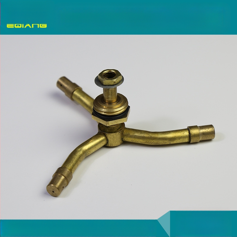 Latūninis vėjo malūno formos sukimasis purkštuvas su trim purkštuvais, vandens rūkas – išorinis sriegio jungtis, modelis GQ601104, atmosferos slėgis, vanduo