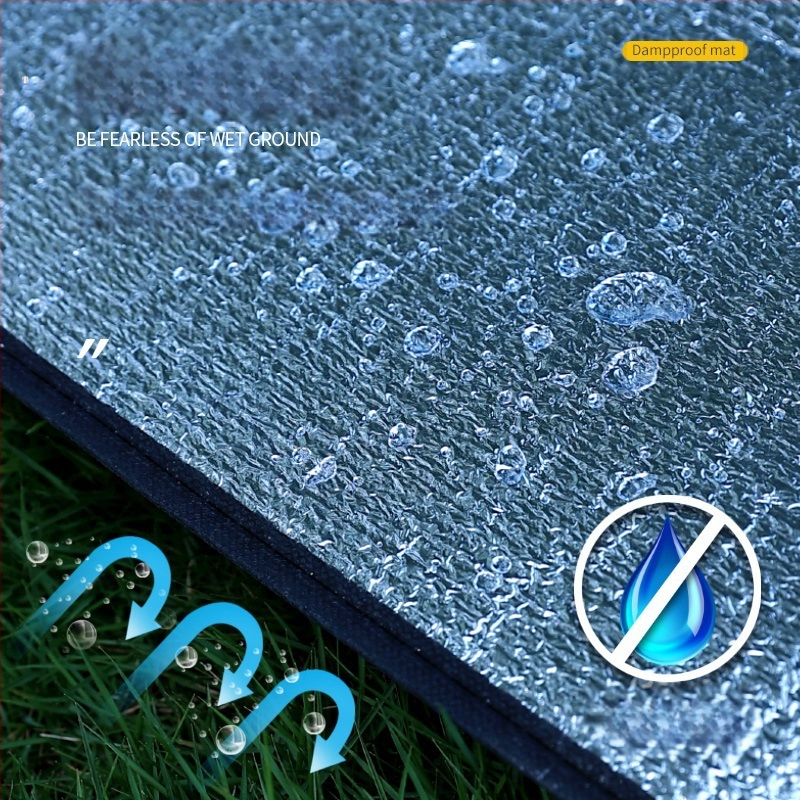 Alumīnija plēves EVA kempinga paklājs — abpusēji mitrumizturīgs, ūdensizturīgs, aukstumizturīgs; svars 0,3 kg; piemērots 4-8 personām