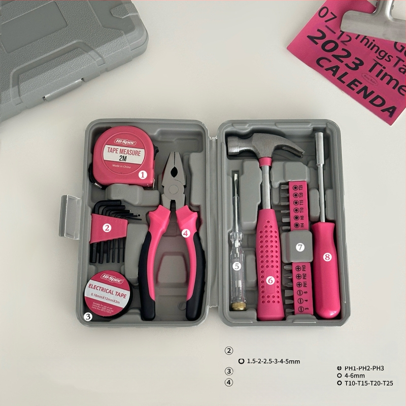 Σετ εργαλείων οικιακής χρήσης με κατσαβίδι, σφυρί και πένσες σε φορητό κουτί — Ατσάλι υψηλής περιεκτικότητας σε άνθρακα, γυαλισμένη επιφάνεια, βάρος 0.8, σετ περιλαμβάνεται