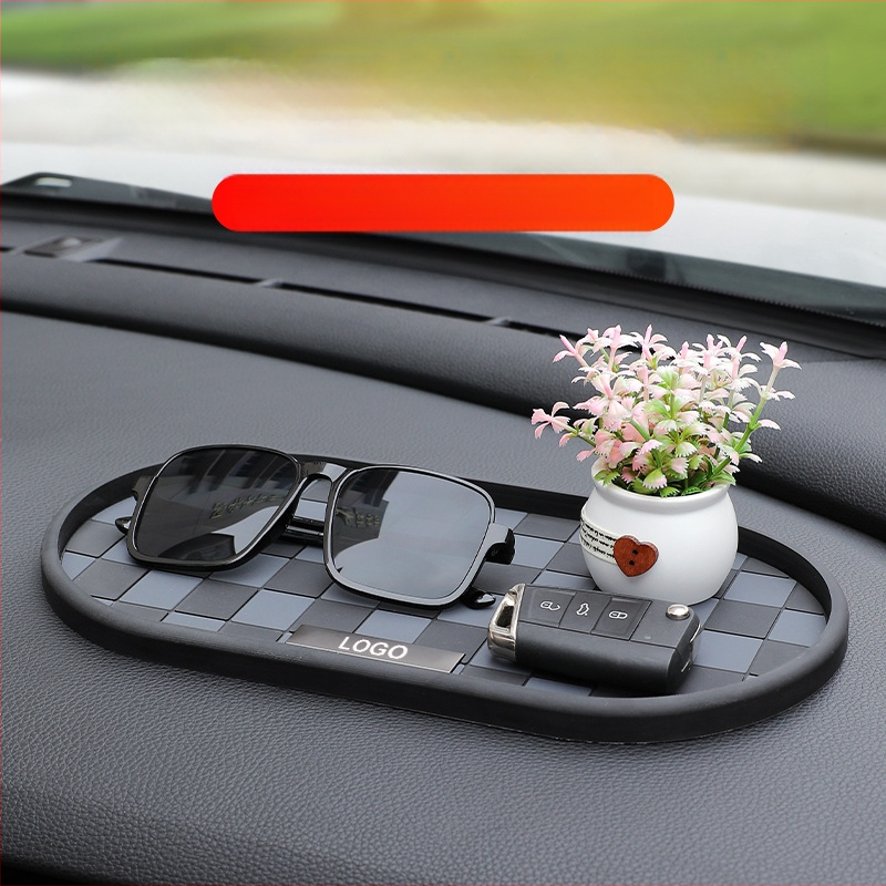 Auto instrumentu paneļa un centrālās konsoles pretslīdēšanas paklājs, PVC, izturīgs pret augstām temperatūrām, mazgājams, ar izdrukātu logotipu