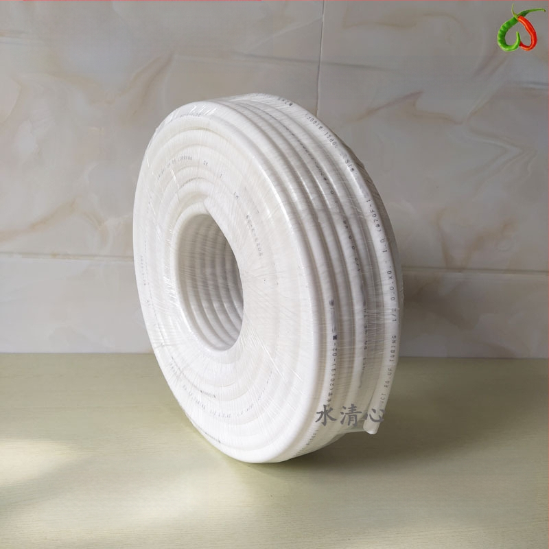 Vandens valymo įrenginys su reversine osmoze; filtravimo elementai: RO, aktyvioji anglis, PP vata; tinkamas tiesioginiam gėrimui; medžiaga: plastikas