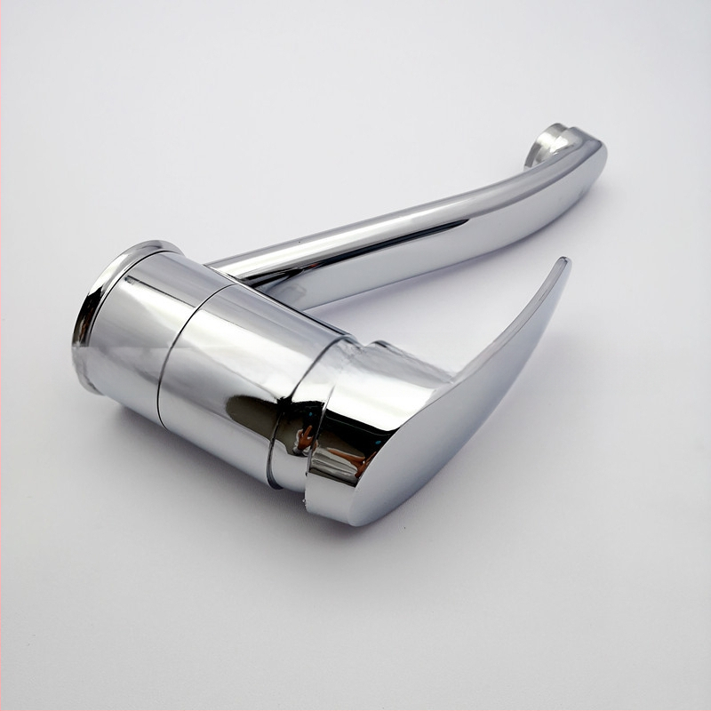 Vandens vonios plautuvės maišytuvas, cinko lydinys, darbinė temperatūra 90°C, nominalus slėgis 0,8 MPa, modelis XGJ-0224